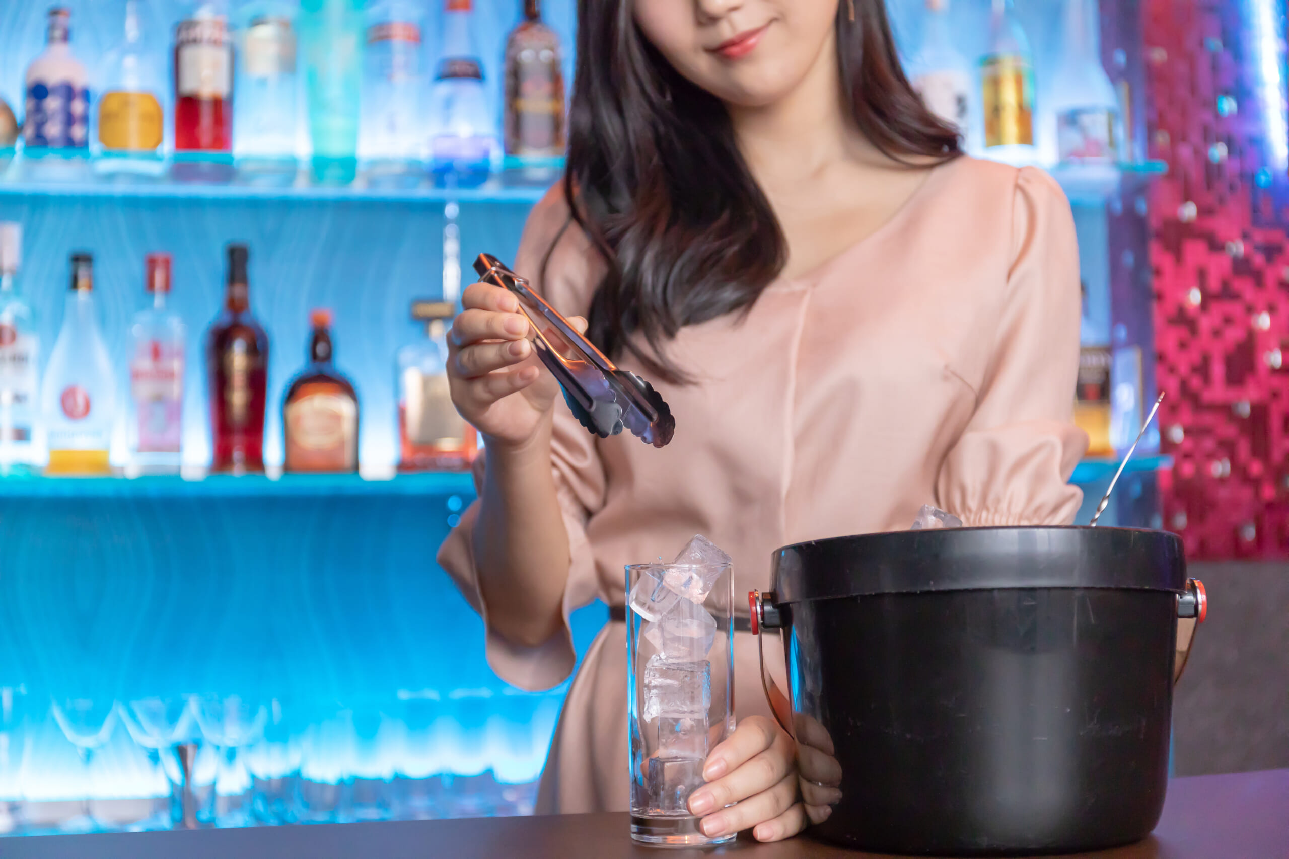 ガールズバーに応募する際の志望動機例文6選