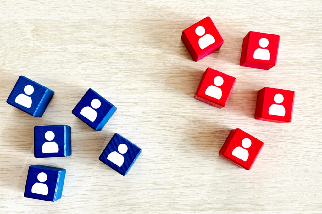 キャバクラで派閥ができる理由